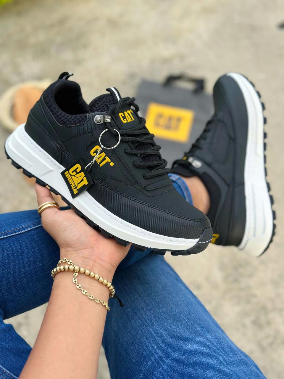 ✨Innovación y fuerza en tus pies: los nuevos Tenis CAT ya están aquí